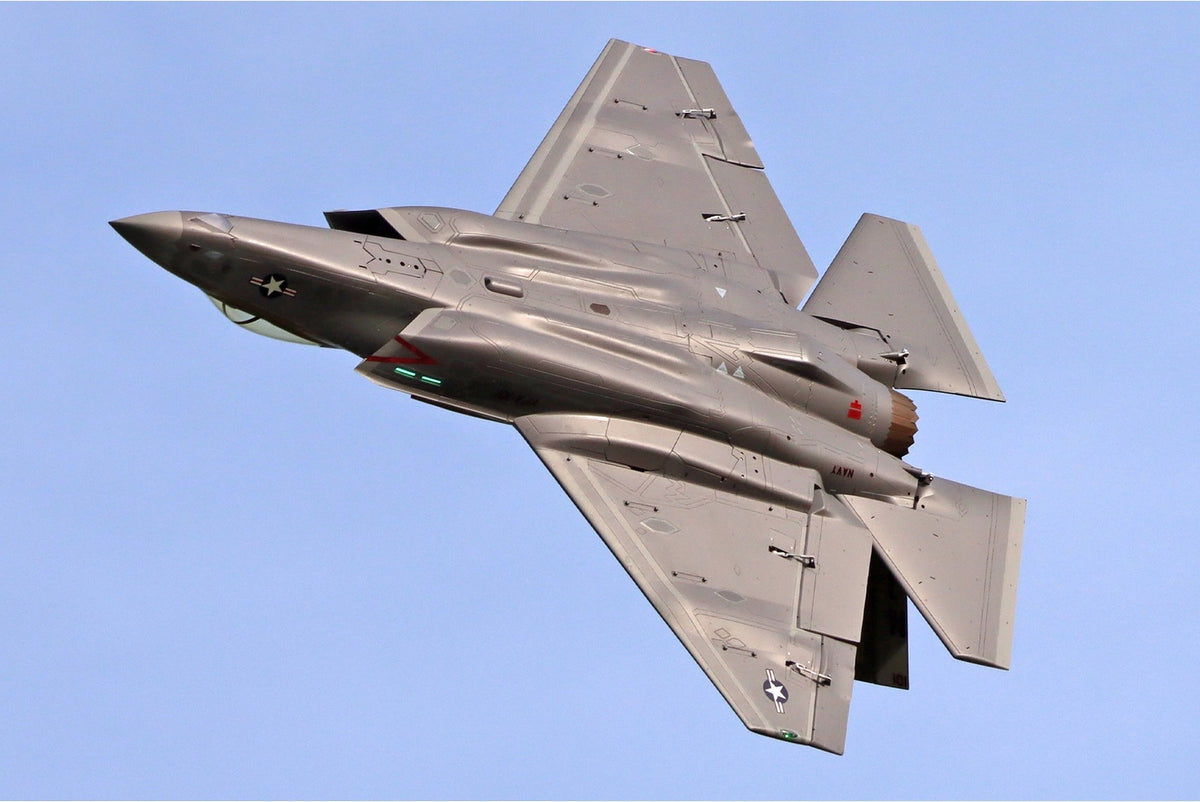 Freewing F-35C Lightning II 12S 110mm EDF Jet with Gyro - PNP FJ50111PG