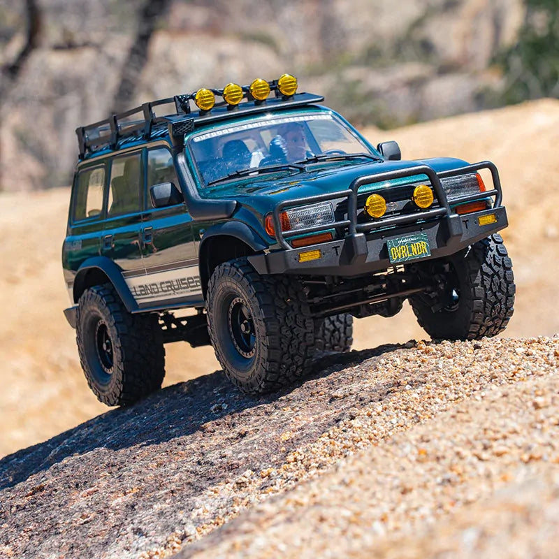 FMS 1/10 Toyota Land Cruiser 80 RS Green Brushless OVR FMS11042RSGN-BL