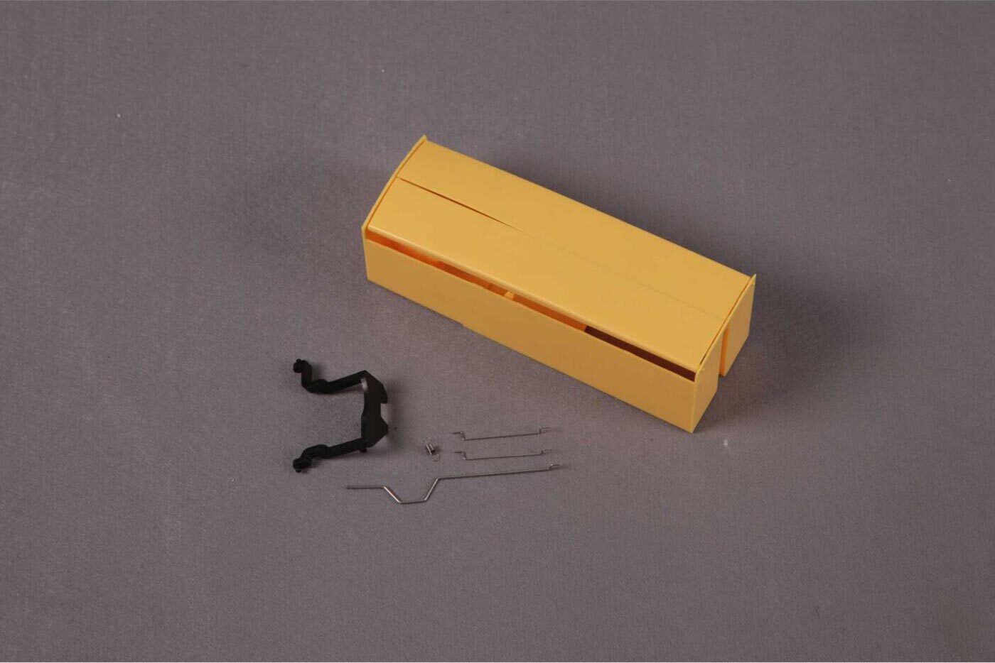 Front Landing Gear Cover Set T28 yellow FMS