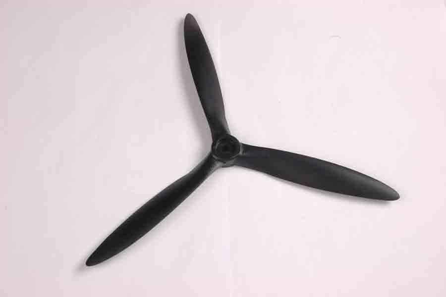 Propeller 182 V2 1400mm 3 blade 11x6 FMS