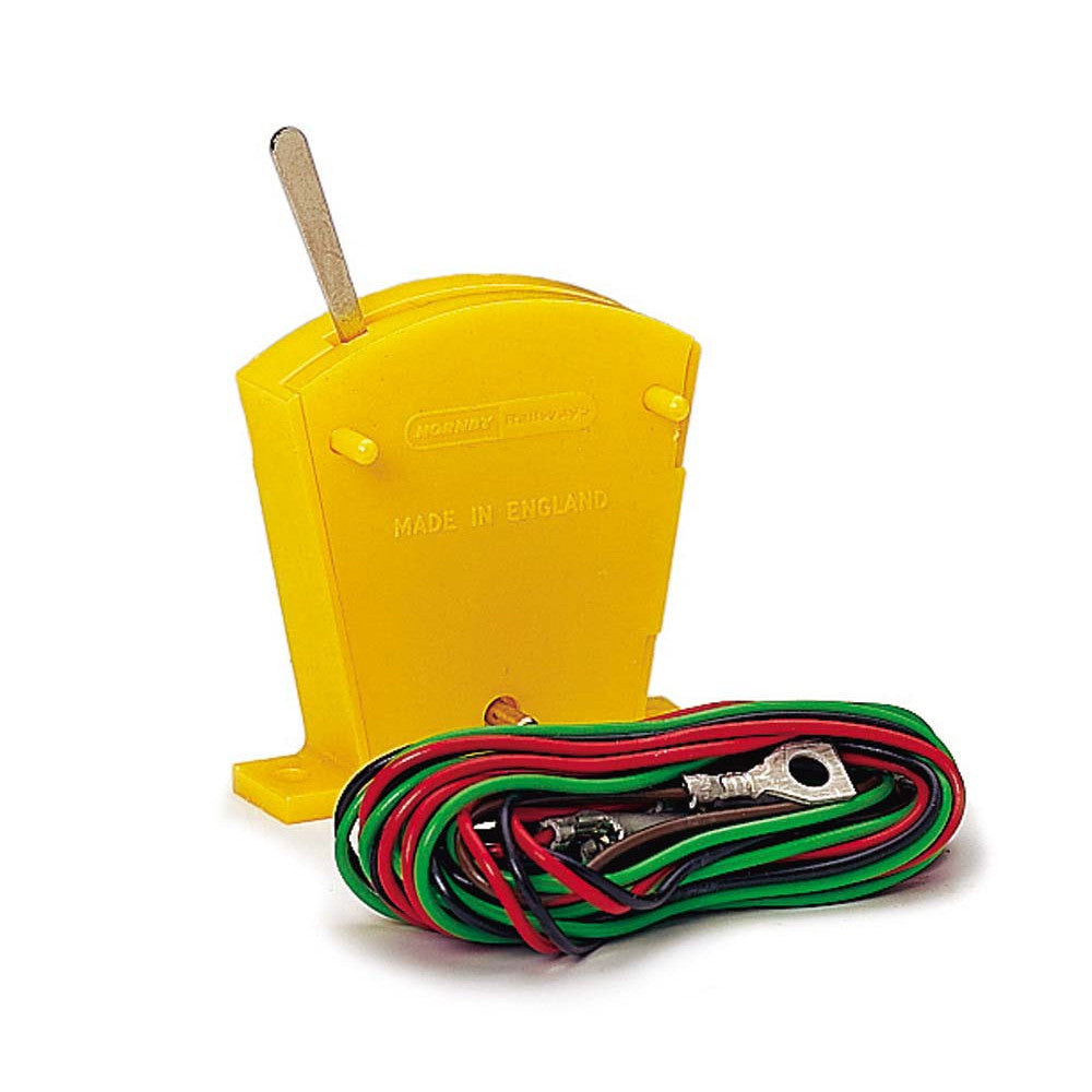 R046 HORNBY ON-ON LEVER SWITCH Hornby