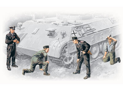 ICM 1/35 German Tank Crew (1943-1945) (4 Figures - 1 officer 1 unterofficer 2 soldiers) Plastic Model Kit