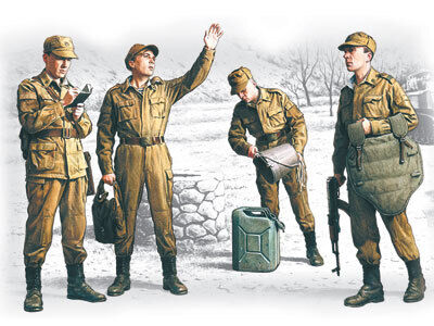 ICM 1/35 Soviet Motorized Infantry (1979-1988) (4 Figures - 1 officer 3 soldiers) Plastic Model Kit