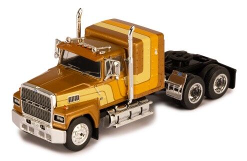IXO Models 1/64 Ford LTL-9000 1978 Metallic Brown