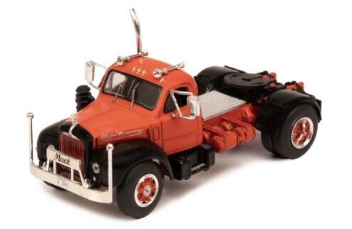 IXO Models 1/64 Mack B 61 1953 Blue and White
