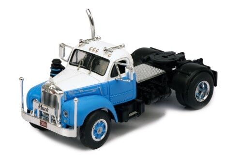 IXO Models 1/64 Mack B 61 1953 Red