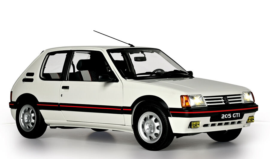 IXO Collections 1/8 Peugeot 205 GTI (White) Full Kit IXO-PGT-FK-W