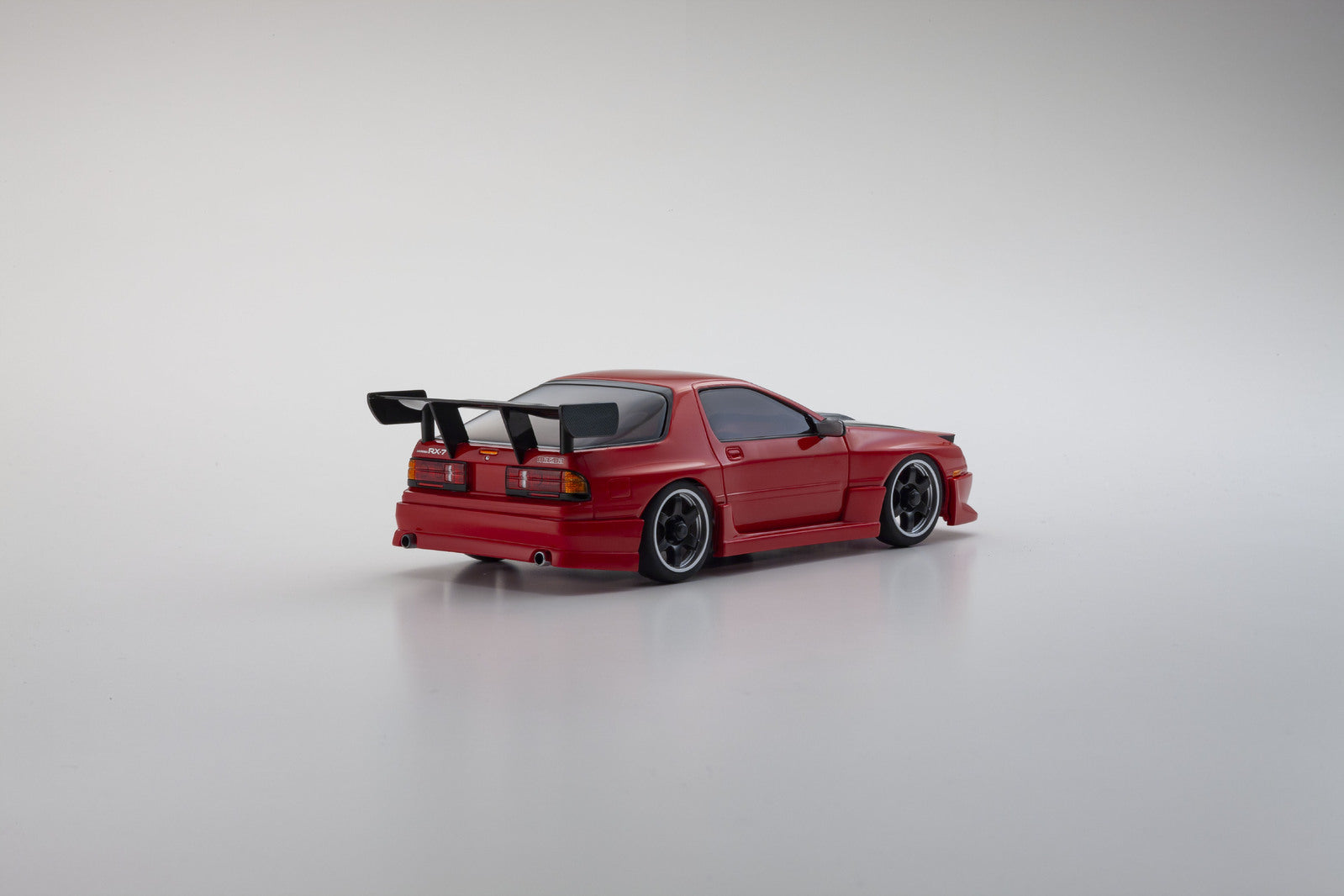 KYO-32646R Kyosho Mini-Z Mazda Savnana RX-7 FC3S with Aero Kit and CFRP Hood Red AWD MA-020 Readyset Kyosho