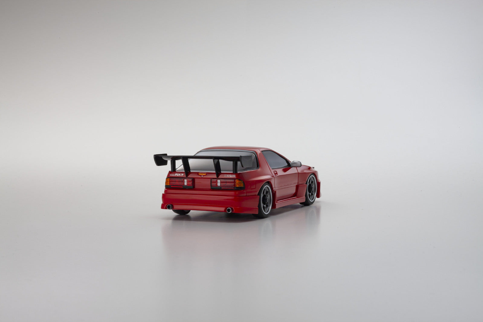 KYO-32646R Kyosho Mini-Z Mazda Savnana RX-7 FC3S with Aero Kit and CFRP Hood Red AWD MA-020 Readyset Kyosho