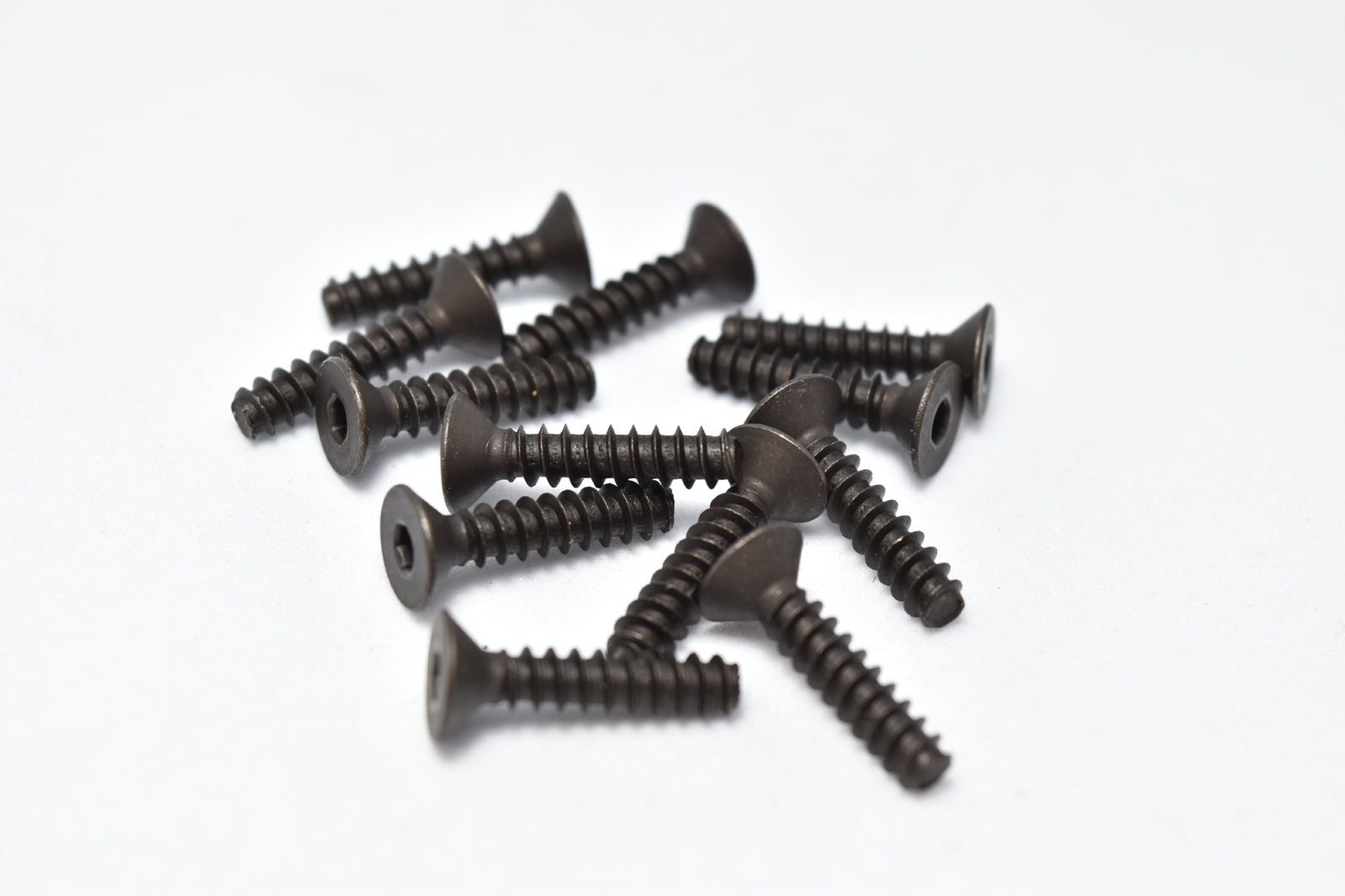 RH-85129 Flat Head STS 4 x 18mm River Hobby