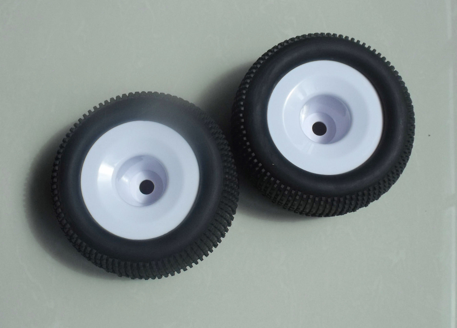 RH-86022 Tyre Set VRX-1 premounted River Hobby