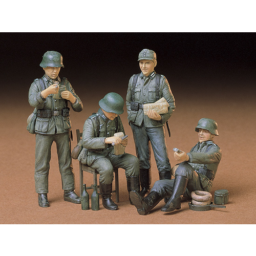 T35129 TAMIYA 1/35 GERMAN SOLDIERS AT REST Tamiya
