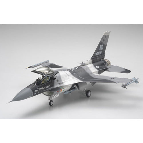 TAMIYA F-16C/N AGGRESSOR/ADVERSARY Tamiya
