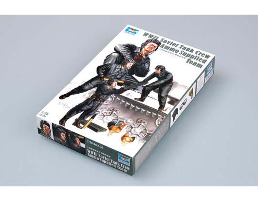 TR00411 Trumpeter 1/35 WWII Soviet Tank Crew Ammo Supplied Team Trumpeter