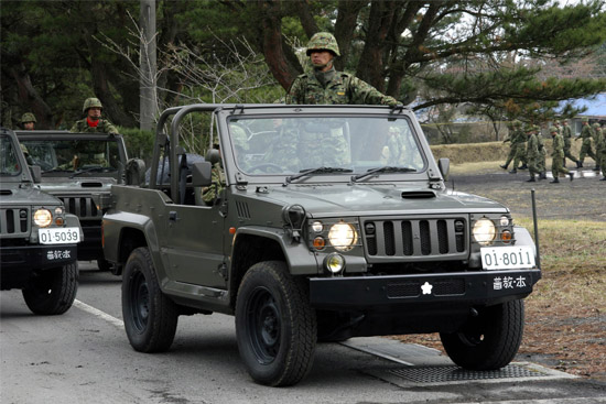 TR05520 Trumpeter 1/35 Japanese type 73 Jeep - New type Trumpeter
