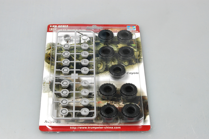 TR06608 Trumpeter 1/35 LAV-2seriers 8X8 tyres (325/85 R16 XML) Trumpeter