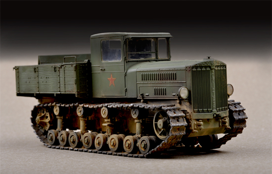 TR07120 Trumpeter 1/72 Soviet Komintern Artillery Tractor Trumpeter