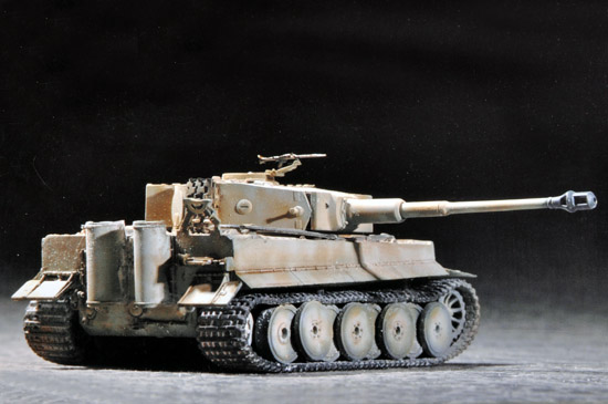 TR07243 Trumpeter 1/72 Tiger 1 tank (Mid.) Trumpeter