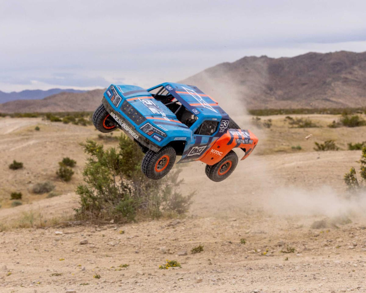Losi 5IVE-TE 3.0 1/5 Electric 4WD Desert Truck, RTR LOS05022( freight applies outside of NSW)