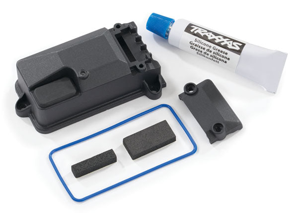 8224X TRAXXAS RECEIVER BOX COVER (USE WITH #8224 RECEIVER BOX & #2260 BEC)