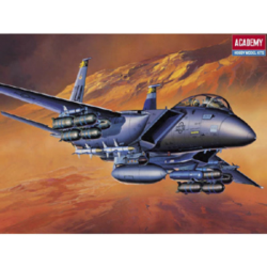 ACA-12478 Academy 1/72 F-15E Strike Eagle Plastic Model Kit [12478] Academy