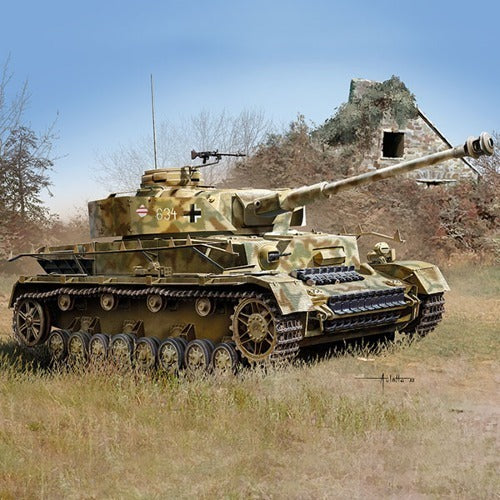 ACA-13528 Academy 1/35 German Panzer IV Ausf.H "Ver.Late" Plastic Model Kit [13528]