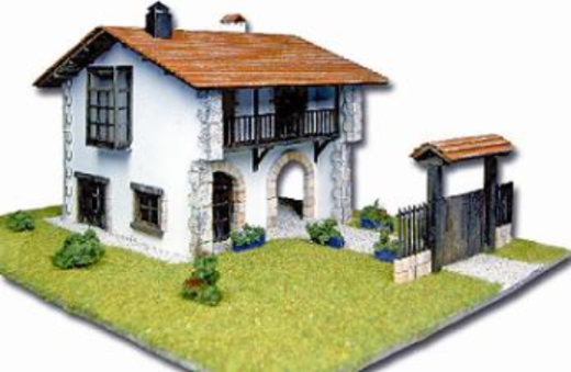 Artesania 1/72 Casa Com Illas Wooden Model [30611]