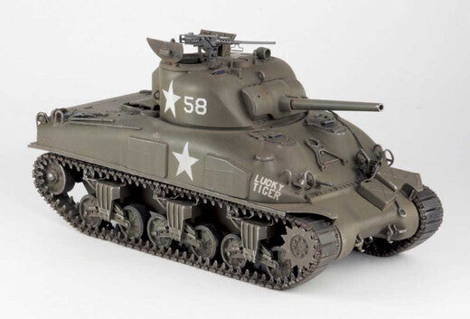 ASU-35-035 Asuka 1/35 U.S. Medium Tank M4A1 with Cast Cheek Lucky Tiger Plastic Model Kit