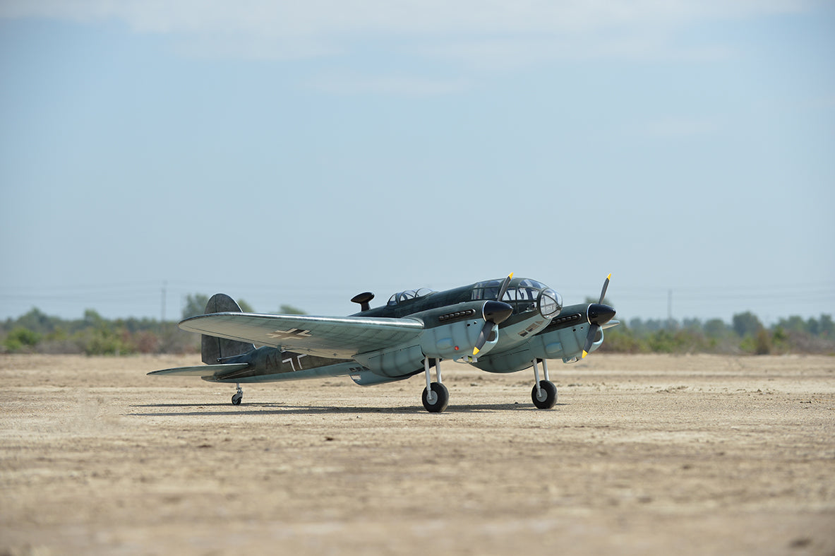 BH-184 HEINKEL HE 111 20CC gas (2,500 mm ),including Electric retract for main gear Black Horse