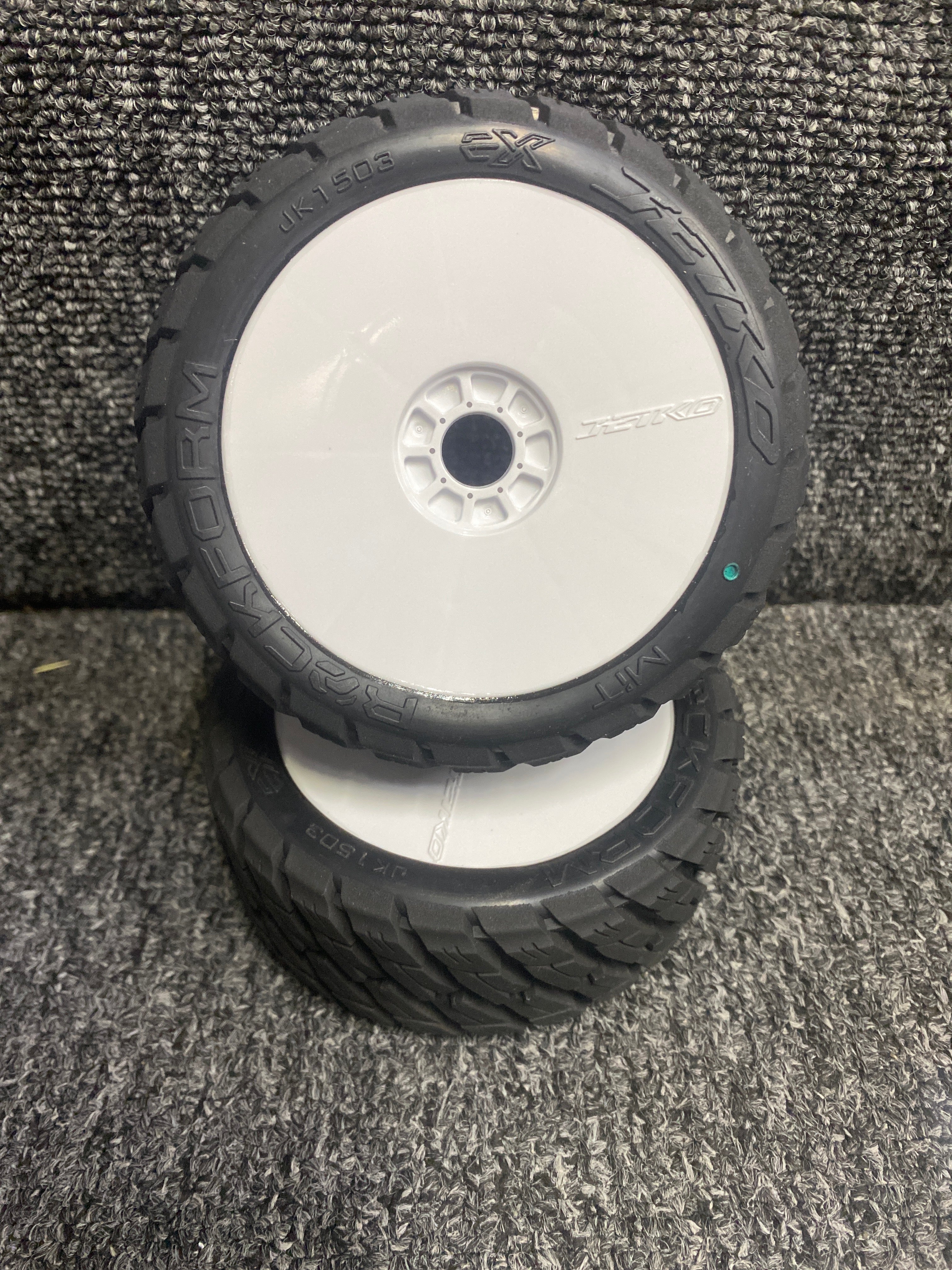 JKO1503DWMSGB Jetko 1/8 Buggy EX-ROCKFORM/Dish LW/White/Medium Soft/Belted [1503DWMSGB] Jetko