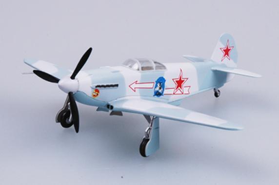 Easy Model 1/72 Yak-3 303 Fighter Aviation Division 1945 Assembled Model [37226]