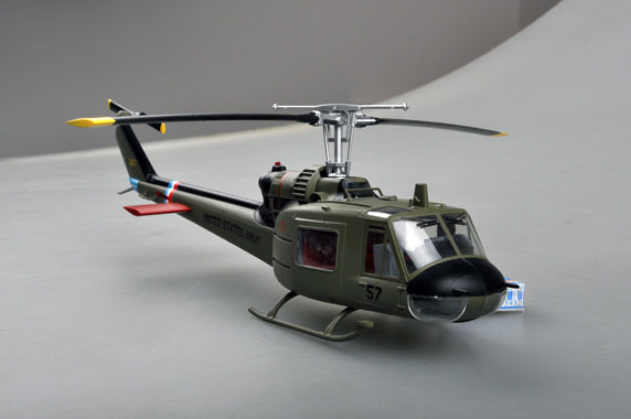 Easy Model 1/48 Huey UH-1C 57th Aviation Company "Cougars" Phu Cat 1970 Assembled Model [39320]