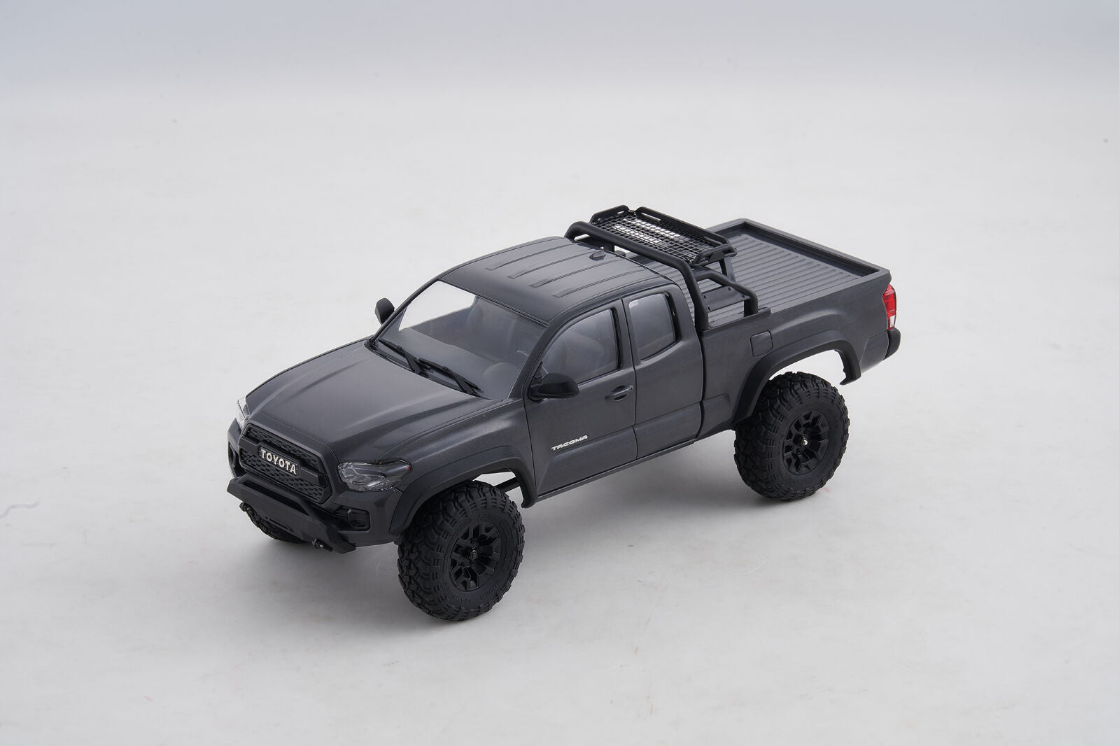 FMS 1/24 Toyota Tacoma Grey RTR