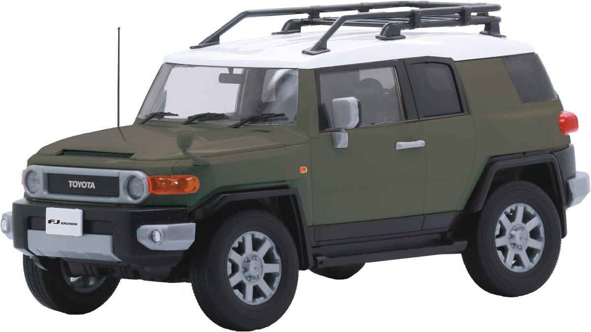 Fujimi 1/24 Toyota FJ Cruiser (Two Tone Dark Green Type) [C-NX-9 EX-6] Plastic Model Kit