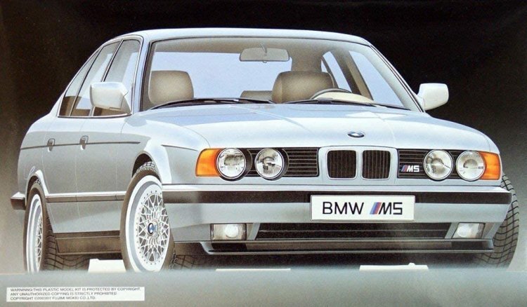 FUJ12673 Fujimi 1/24 BMW M5 (RS-34) Plastic Model Kit [12673] Fujimi
