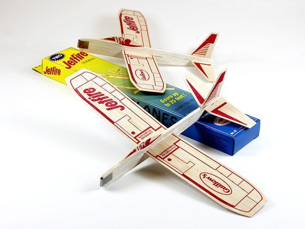 GUI-32 Guillow's Jetfire Twin Pack Balsa Glider Guillows