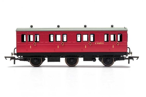 R40123 HORNBY BR 6 WHEEL COACH 1ST CLASS FITTED LIGHTS E41373 - ERA 4