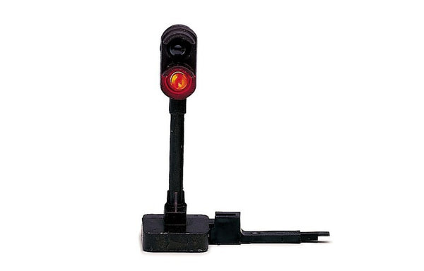 R406 HORNBY COLOUR LIGHT SIGNAL