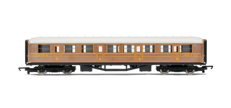 R4332 HORNBY RAILROAD LNER COMPOSITE COACH - ERA 3