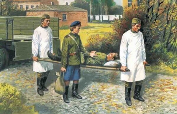 ICM 1/35 Soviet Medical Personnel (1943-1945) (4 Figures - 1 nurse 2 medical orderlies 1 injured) Plastic Model Kit