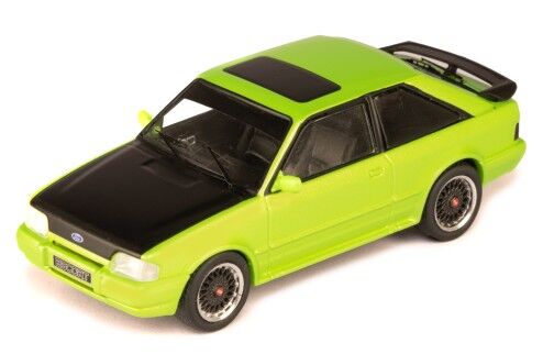 IXO Models 1/43 Ford Escort Mk IV XR3 1990 Green Mat Black