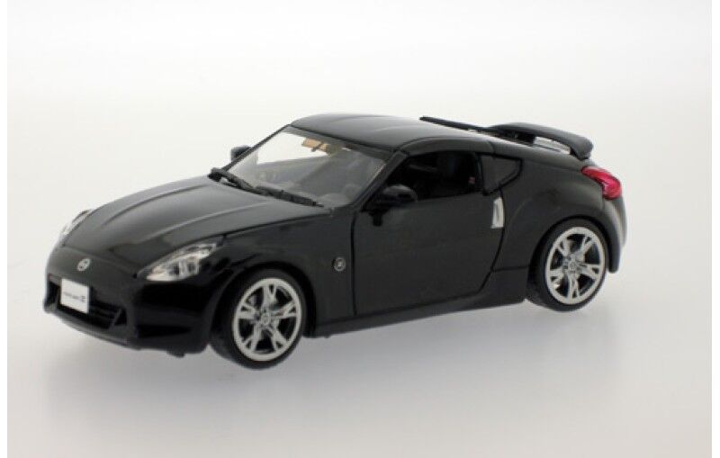 IXO Models 1/43 NISSAN Fairlady 370Z GT Edition - White - 2011