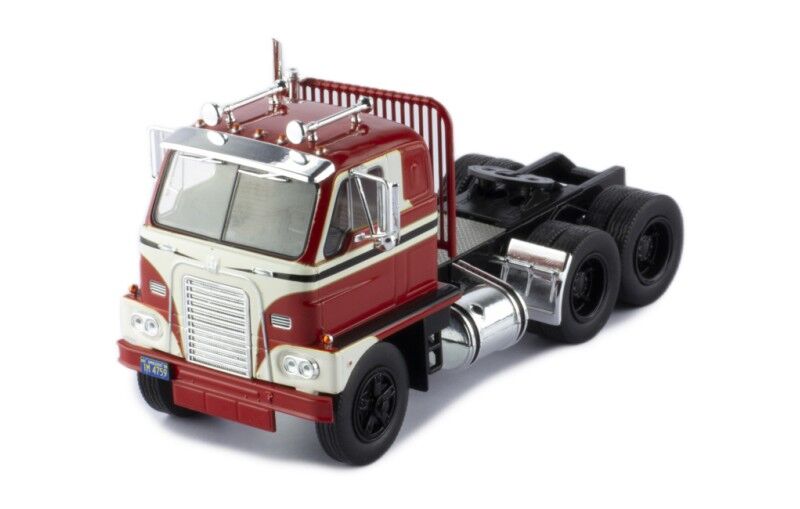 IXO Models 1/43 International Harvester DCOF-405  1959 White And Red