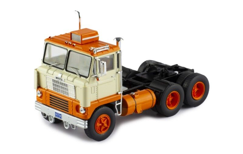 IXO Models 1/43 White 7400 1960 - Beige
