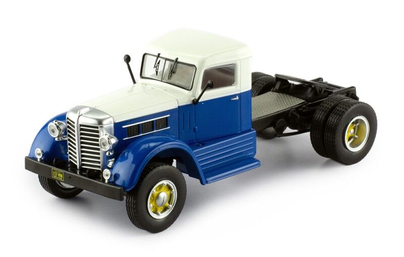 IXO Models 1/43 Federal 45M 1946 Blue And White
