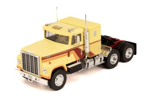 IXO Models 1/43 INTERNATIONAL TRANSTAR 4300 1980 Beige
