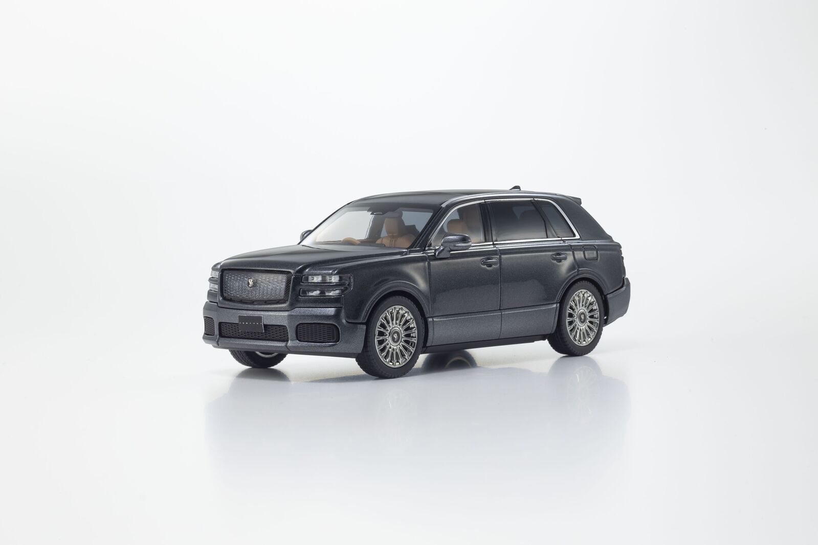 Kyosho 1/43 Toyota Century Prominent Gray Diecast Model Car