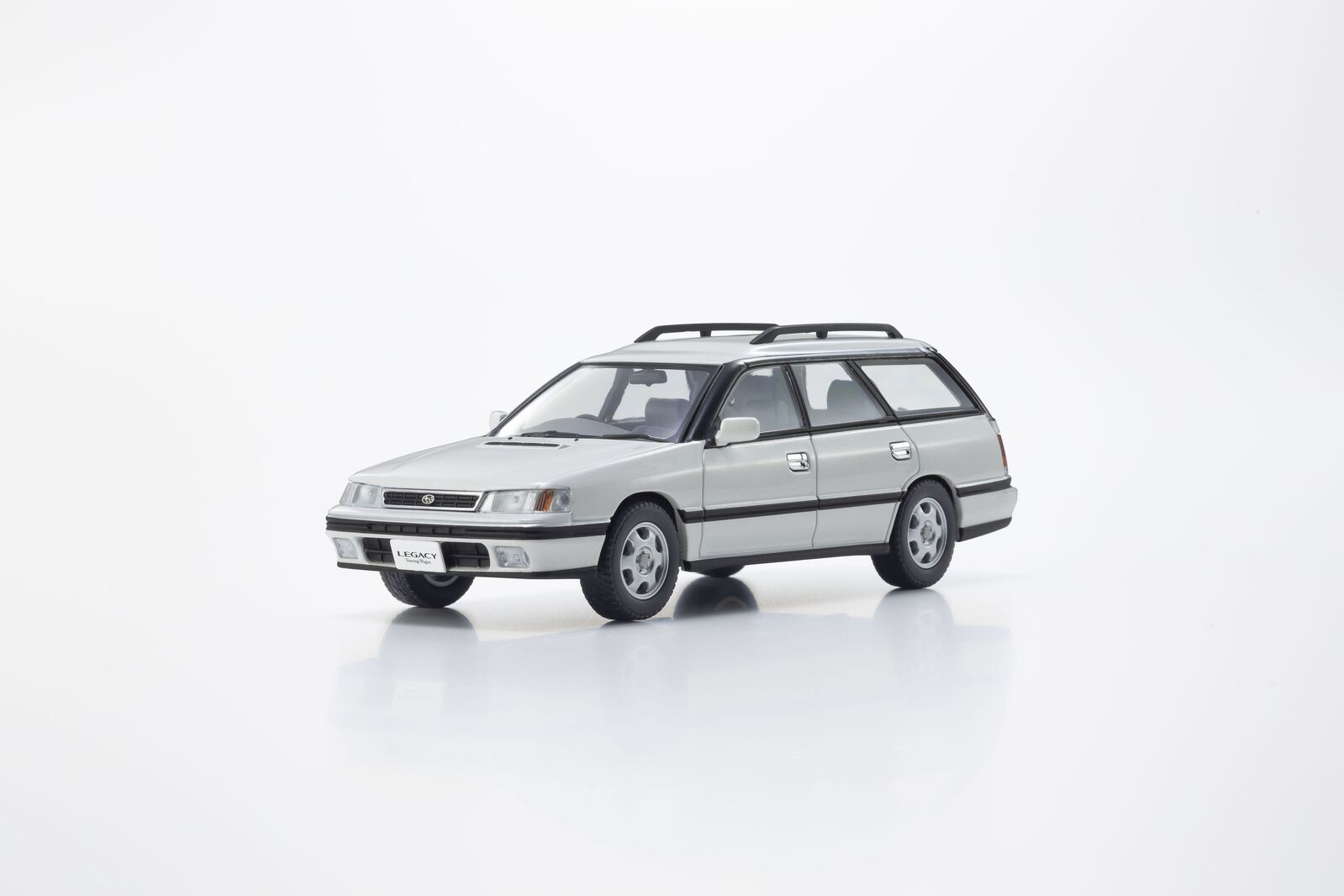 Kyosho 1/43 SUBARU LEGACY Touring Wagon GT Pearl White Diecast Model Car