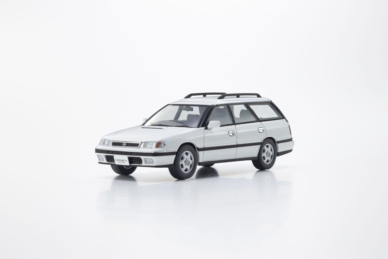 Kyosho 1/43 SUBARU LEGACY Touring Wagon GT White Diecast Model Car