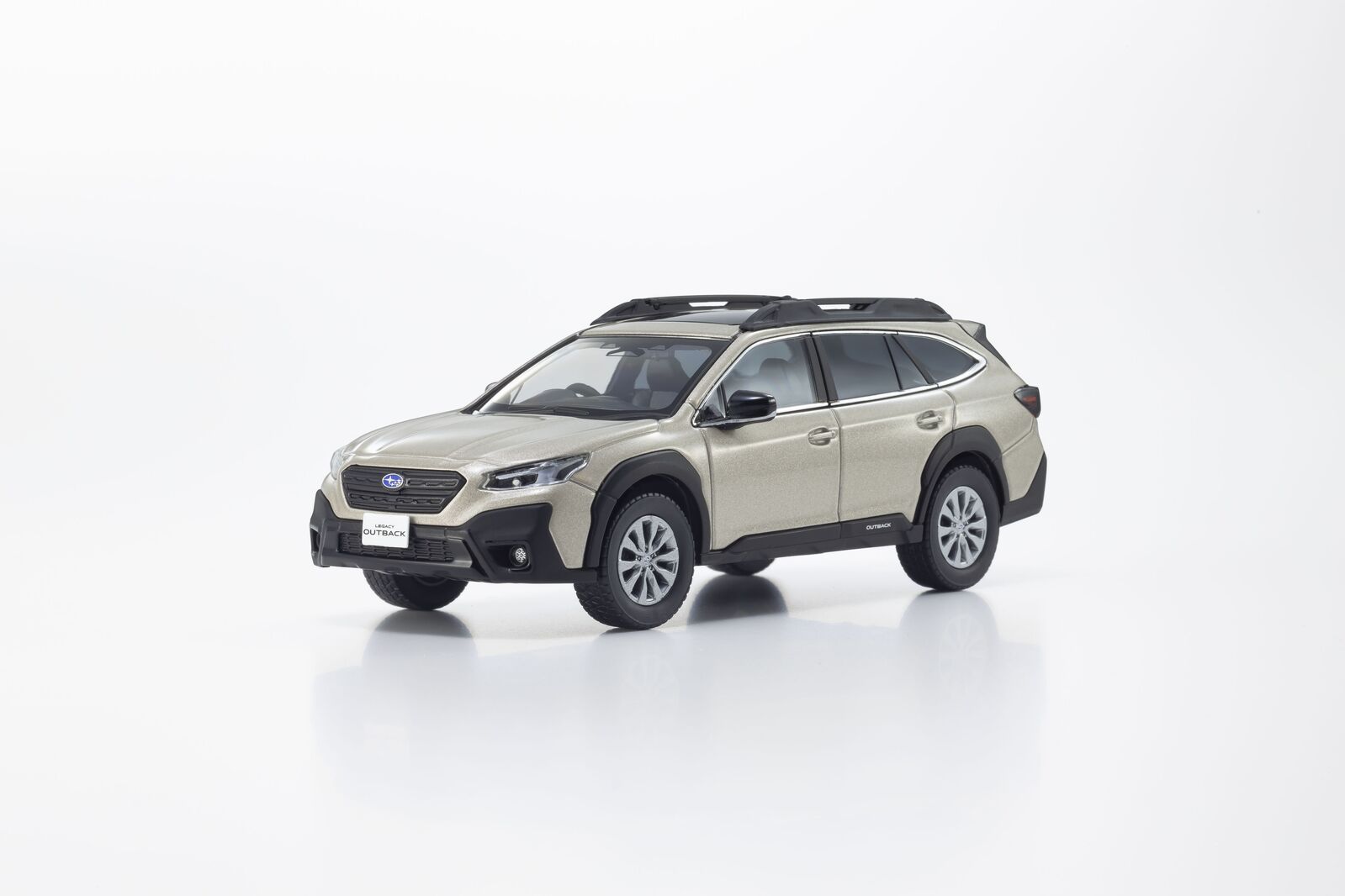Kyosho 1/43 SUBARU LEGACY OUTBACK Gold Diecast Model Car